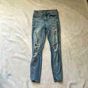 american eagle short light wash jeans